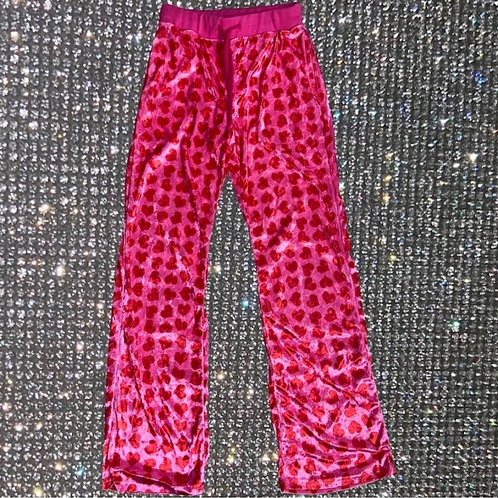 Cute y2k heart pants Jennifer’s body vibes heart pink red velvet velour soft